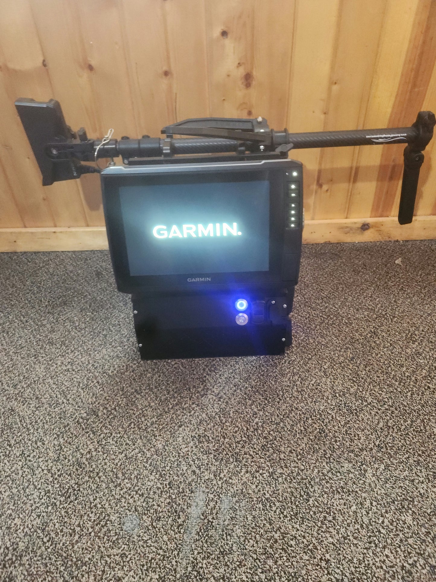 Summit, GARMIN all seasons ultra 2 106 livescope bundle w 30 ah amped lithium battery w charger and summit livescope pole