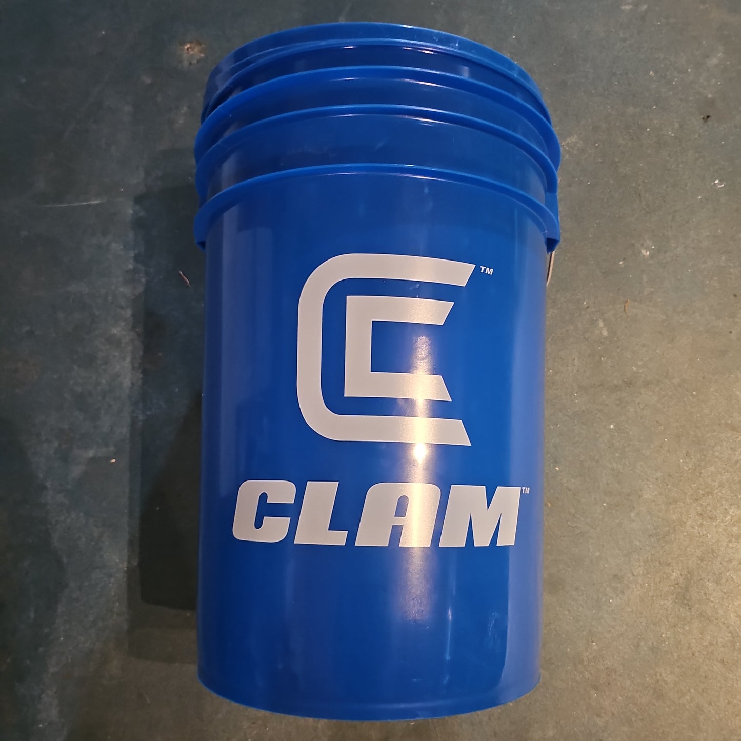 Clam 6 Gallon Bucket - Foam Insert - Padded Seat