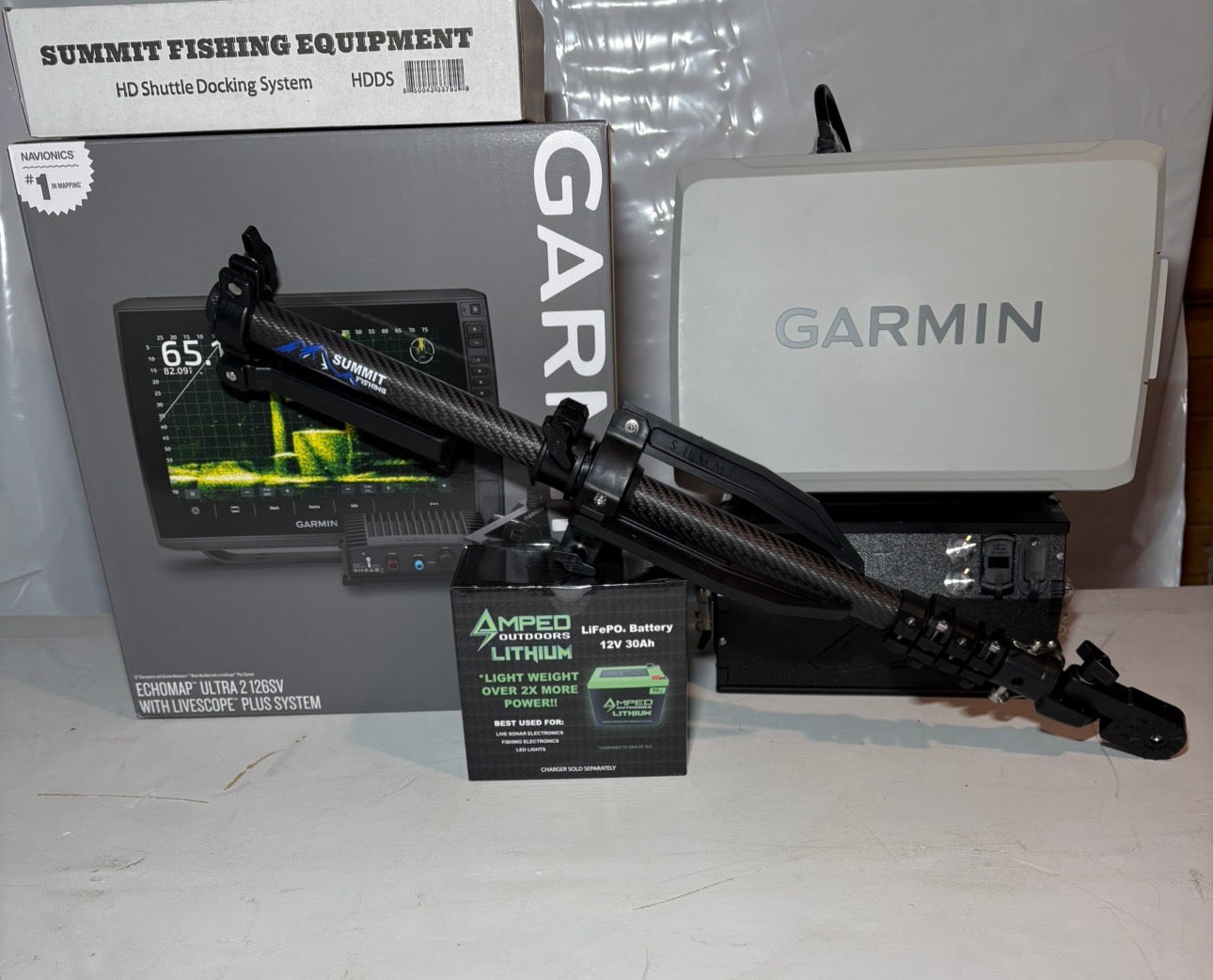 Garmin ECHOMAP Ultra2 126sv/Summit Bundle